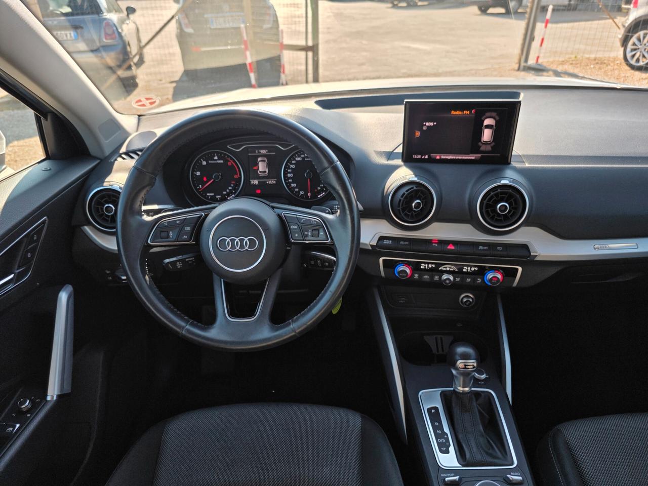 Audi Q2 30 TDI S tronic Business Design