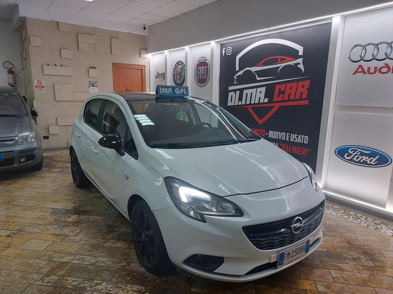 Opel Corsa 1.4 90CV GPL Tech 5 porte b-Color 2018