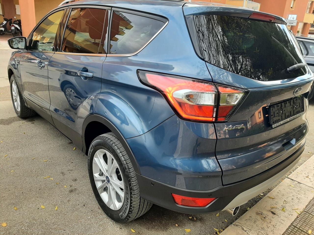 Ford Kuga 1.5 TDCI 120 CV S&S 2WD TITANIUM