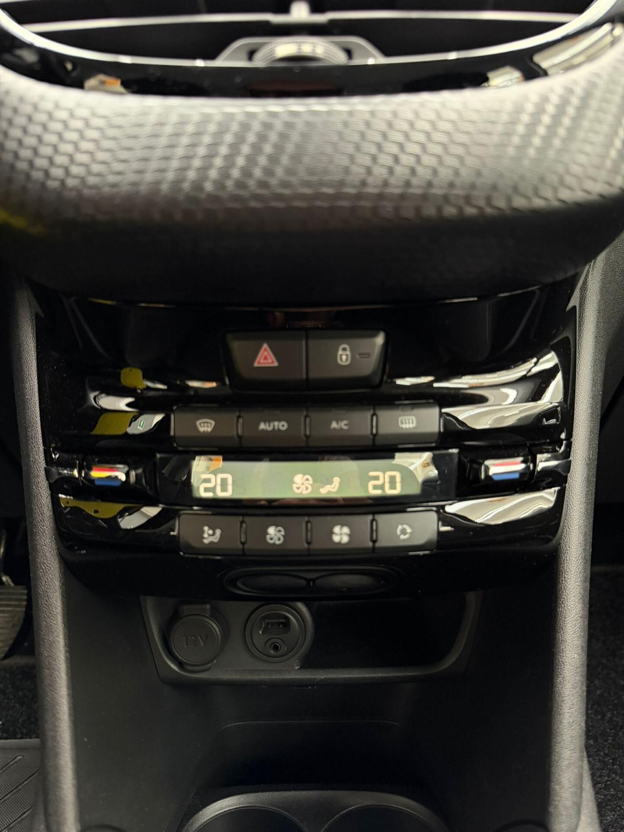 Peugeot 208 BlueHDi 75 5 porte Allure