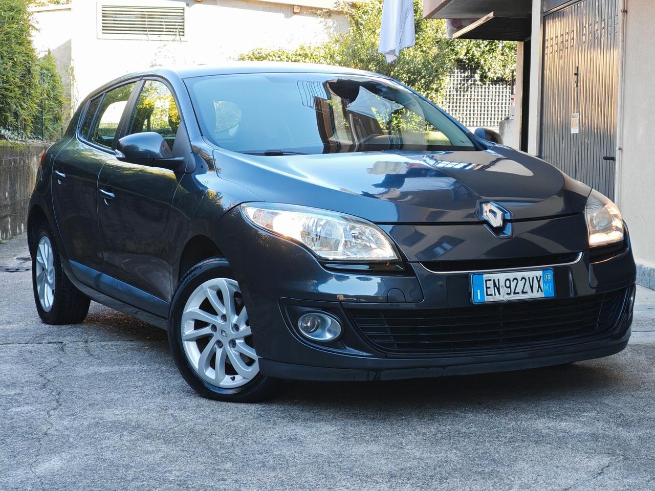 Renault Mégane 1.6 BENZINA 110cv / 30.250km / Unipro