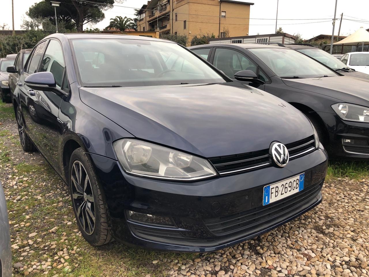 Volkswagen Golf 2.0 TDI 5p. Highline BlueMotion garanzia 12 mesi