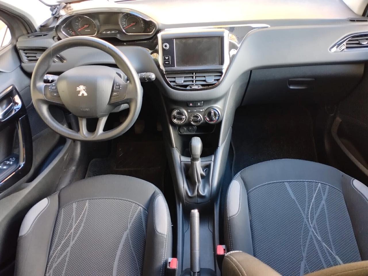 Peugeot 208 1.4 HDi 68 CV 5 porte Active