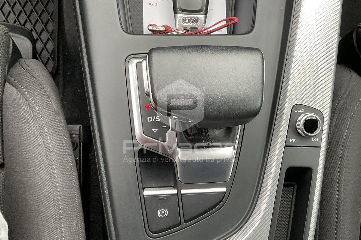 AUDI A4 Avant 35 TFSI S tronic Business