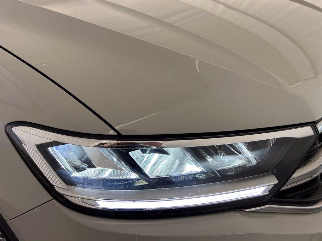 VOLKSWAGEN T-roc 1.5 tsi r-line del 2022