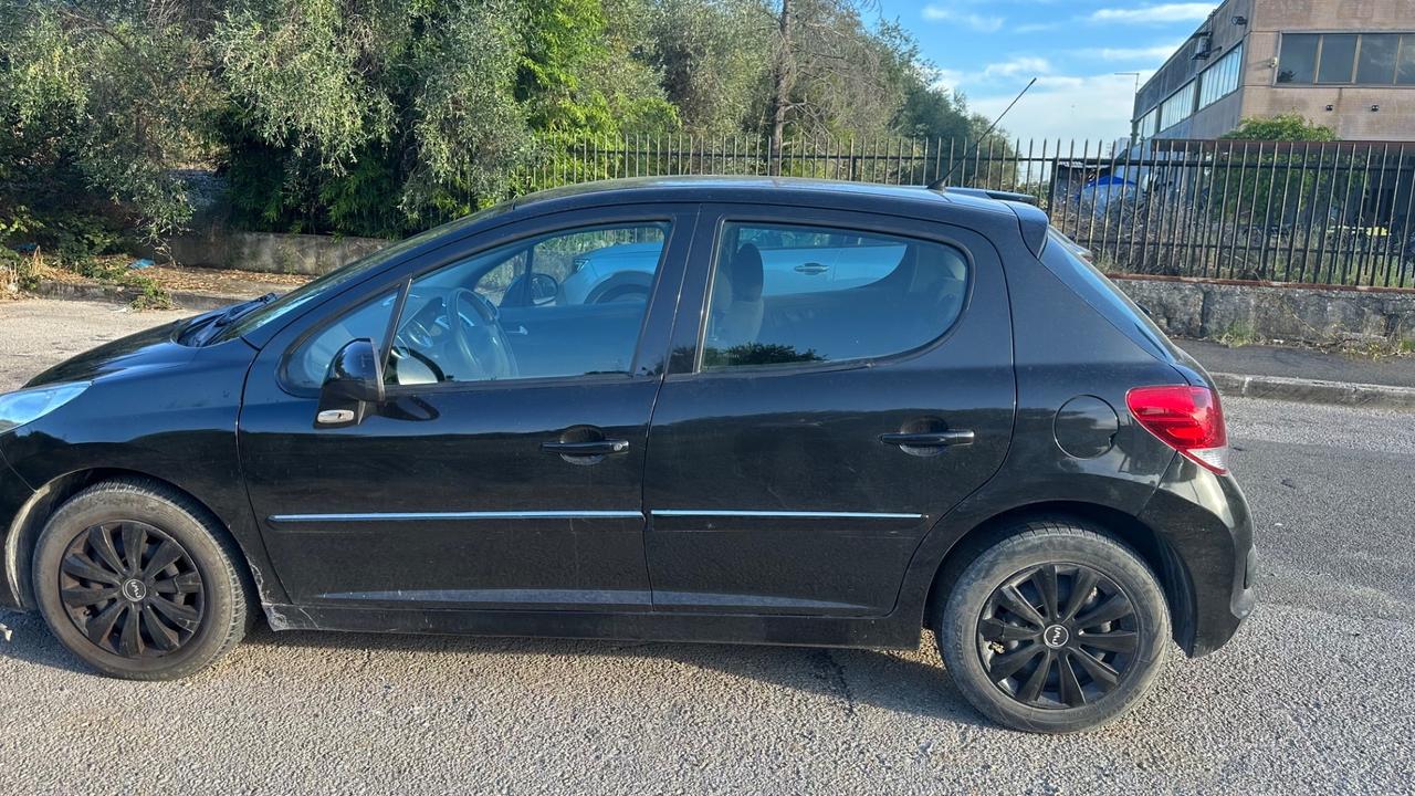 Peugeot 207 1.4 HDi 70CV 5p. Energie