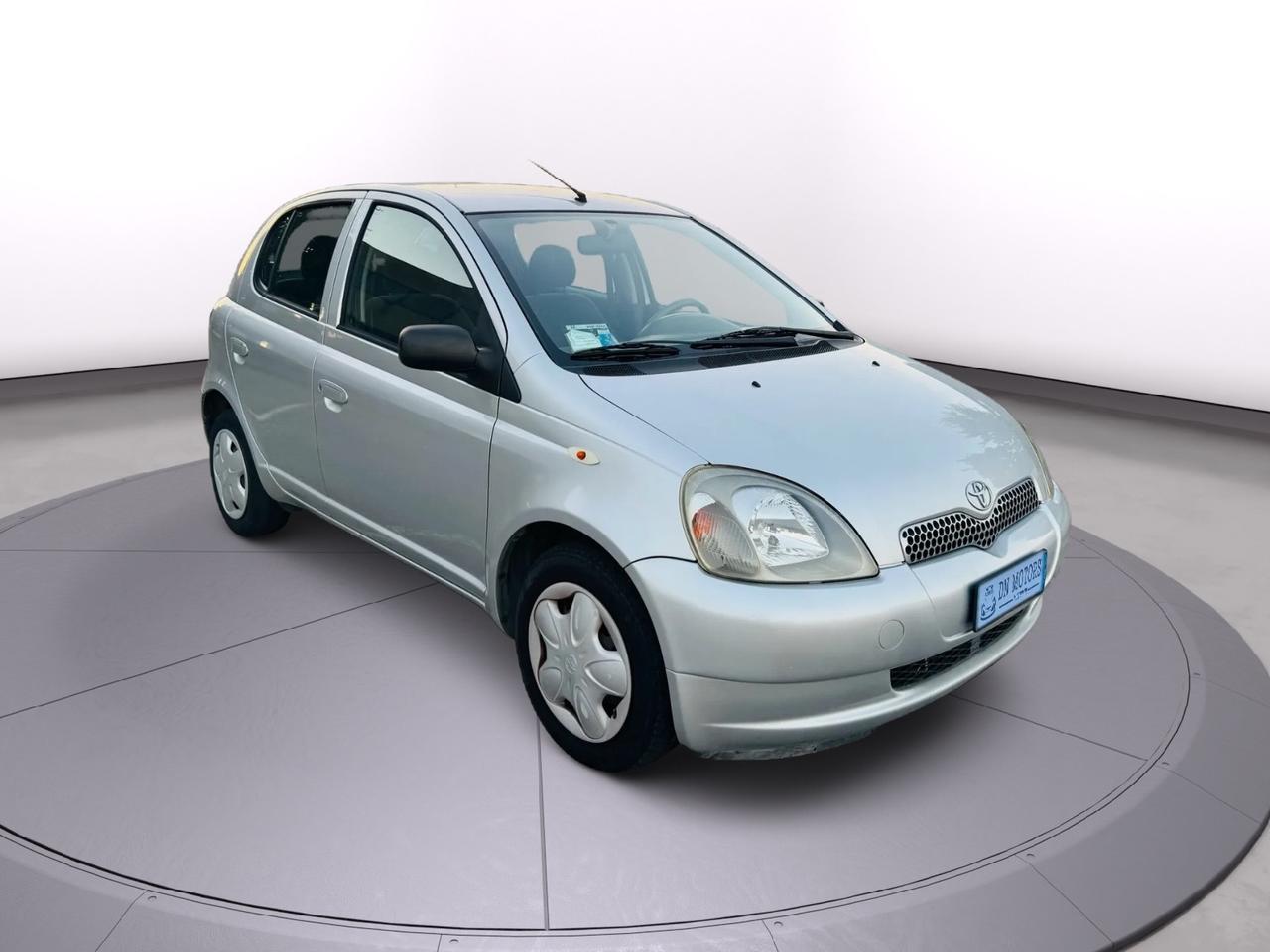 Toyota Yaris 1.0 benzina 2004 88.000km ottimo stato