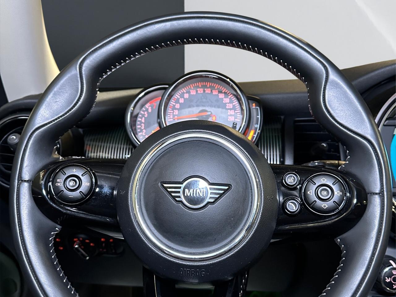 Mini Cooper 1.5 60YEARS