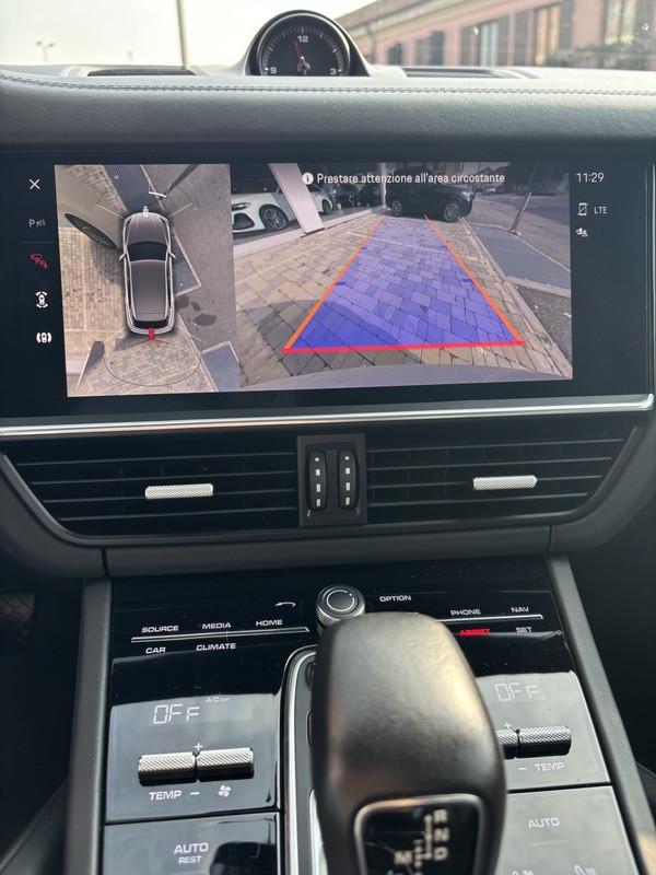 Porsche Cayenne 3.0 tiptronic MATRIX-TETTO-NAVI-21"