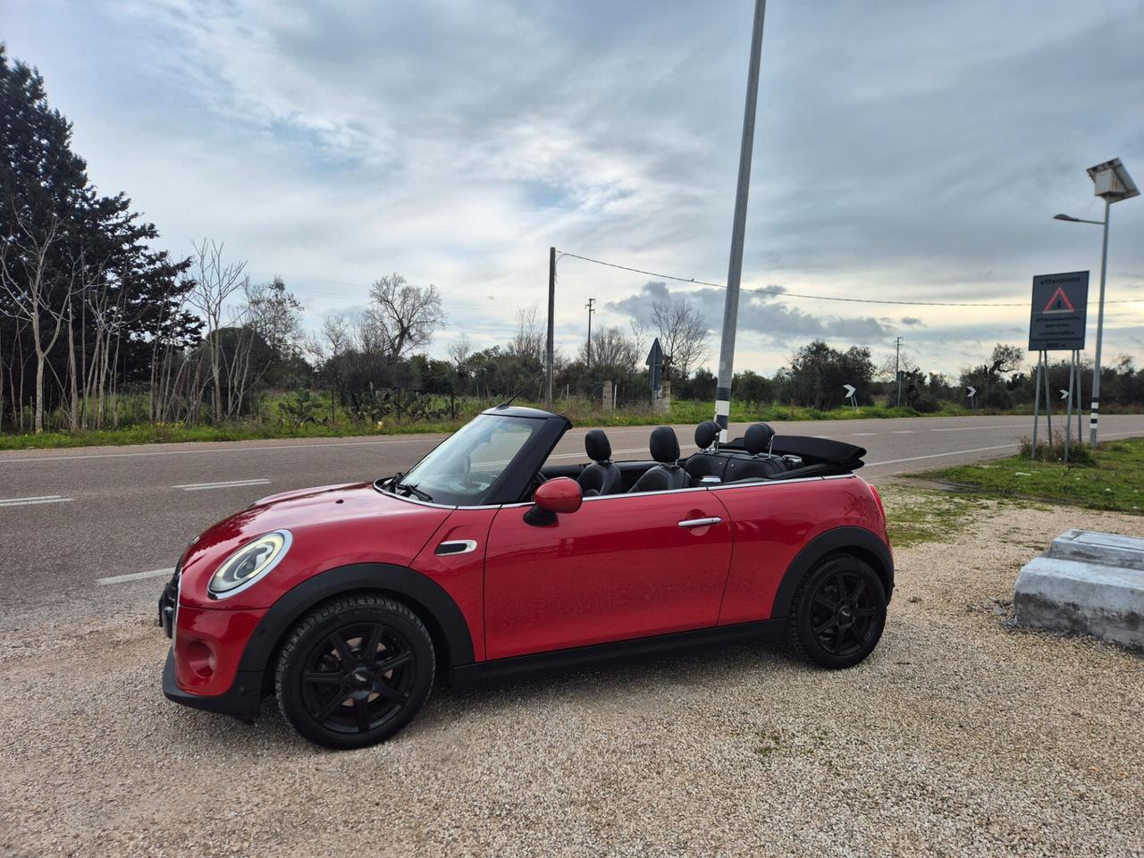 Mini 1.5 Cooper D Hype Cabrio 2017 GARANZIA
