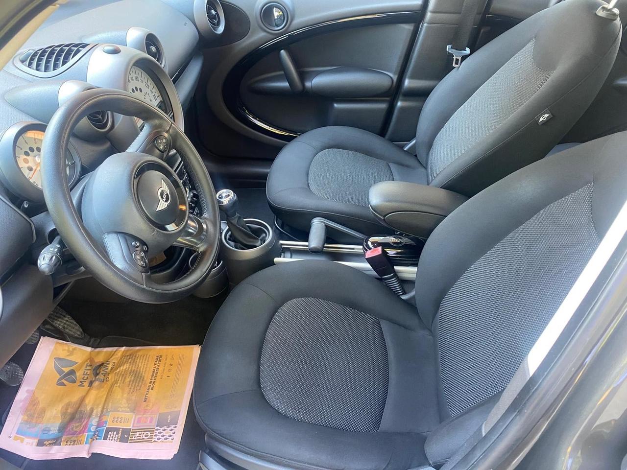 MINI 1.6 D COOPER COUNTRYMAN MOLTO BELLA GUARDA