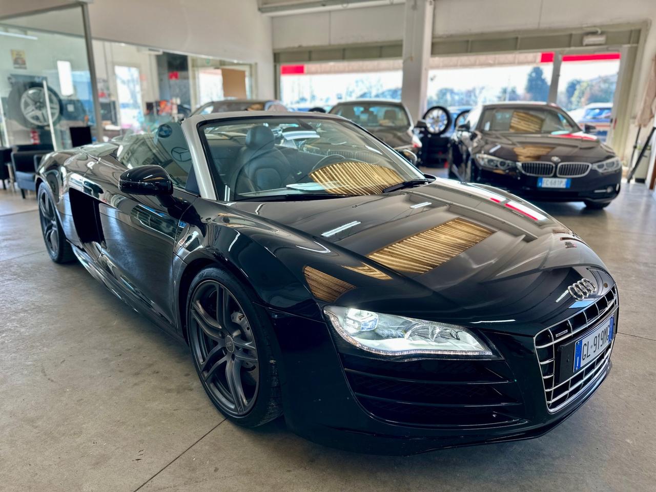 Audi R8 Spyder 5.2 V10 FSI quattro R tronic