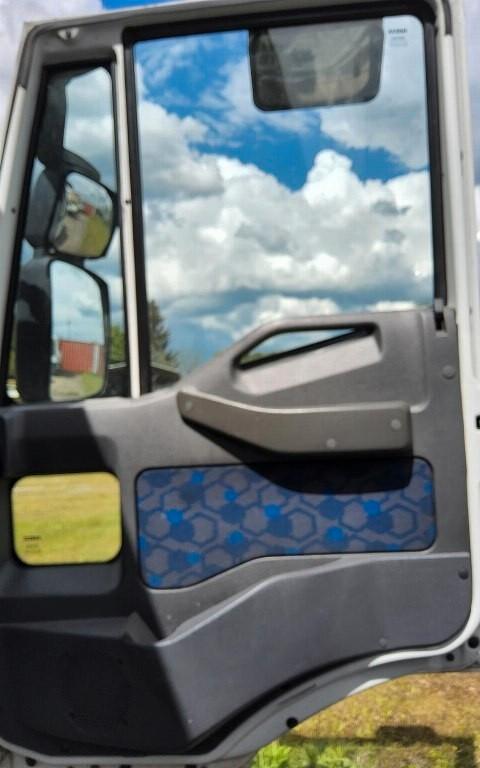 iveco eurocargo 75e17