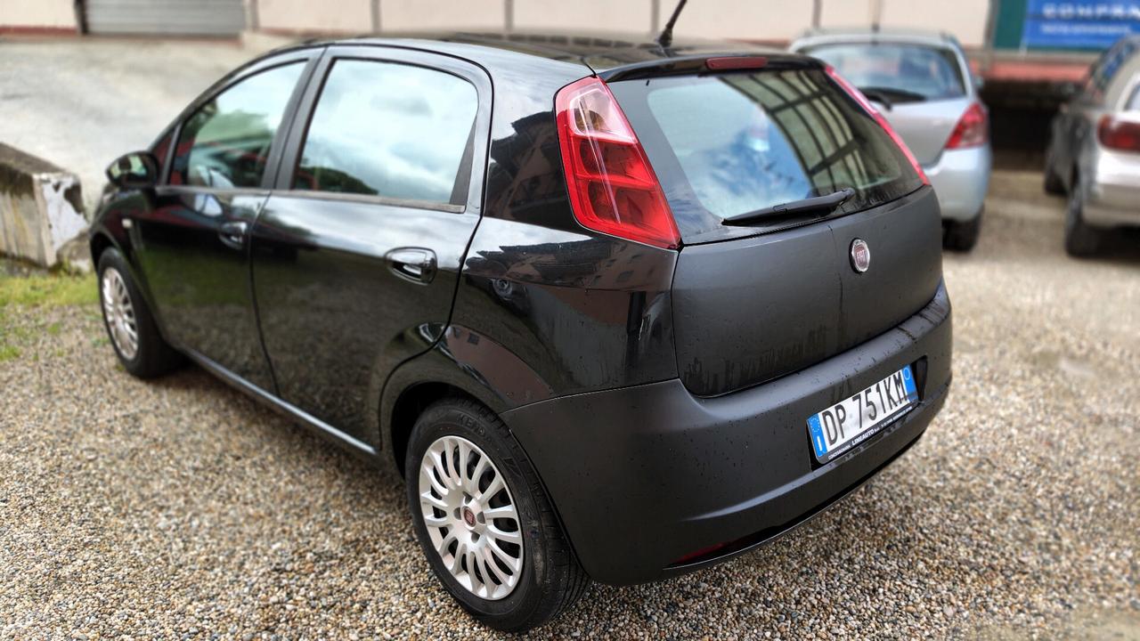 Fiat Grande Punto 1.3 MJT 75 CV 5p Dynamic
