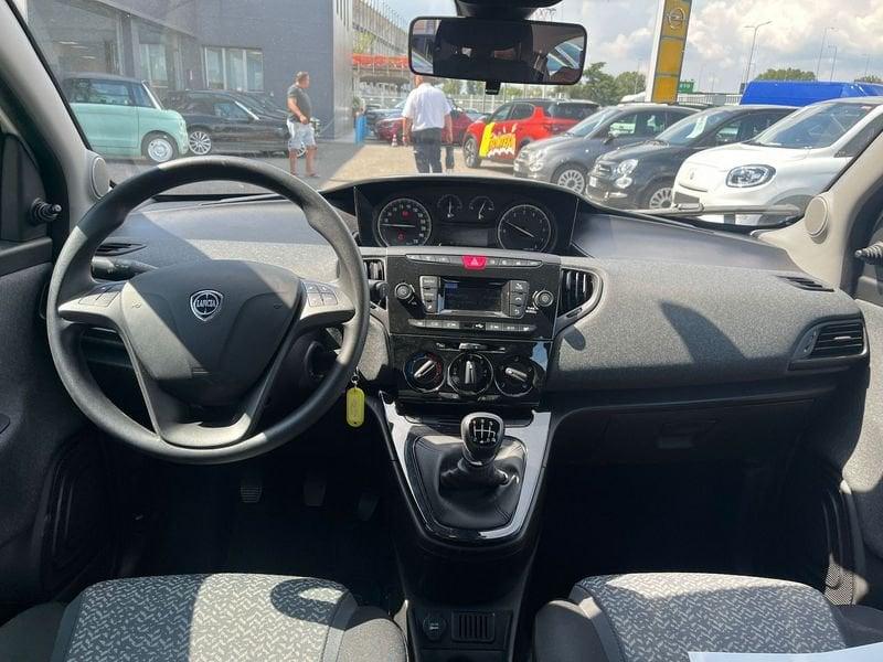 Lancia Ypsilon Ypsilon 1.0 FireFly 5 porte S&S Hybrid Silver
