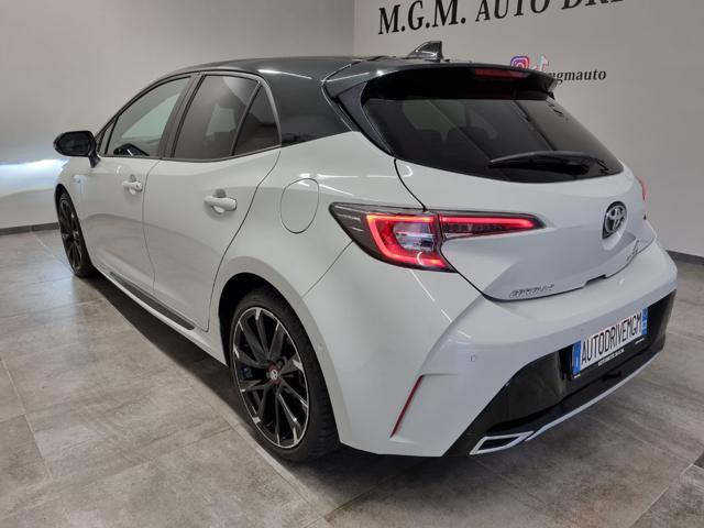 TOYOTA Corolla 2.0 Hybrid GR SPORT