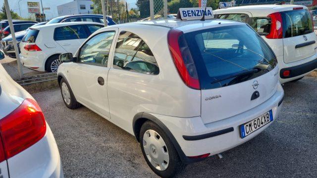 OPEL Corsa 1.2i 16V cat 3 porte Club