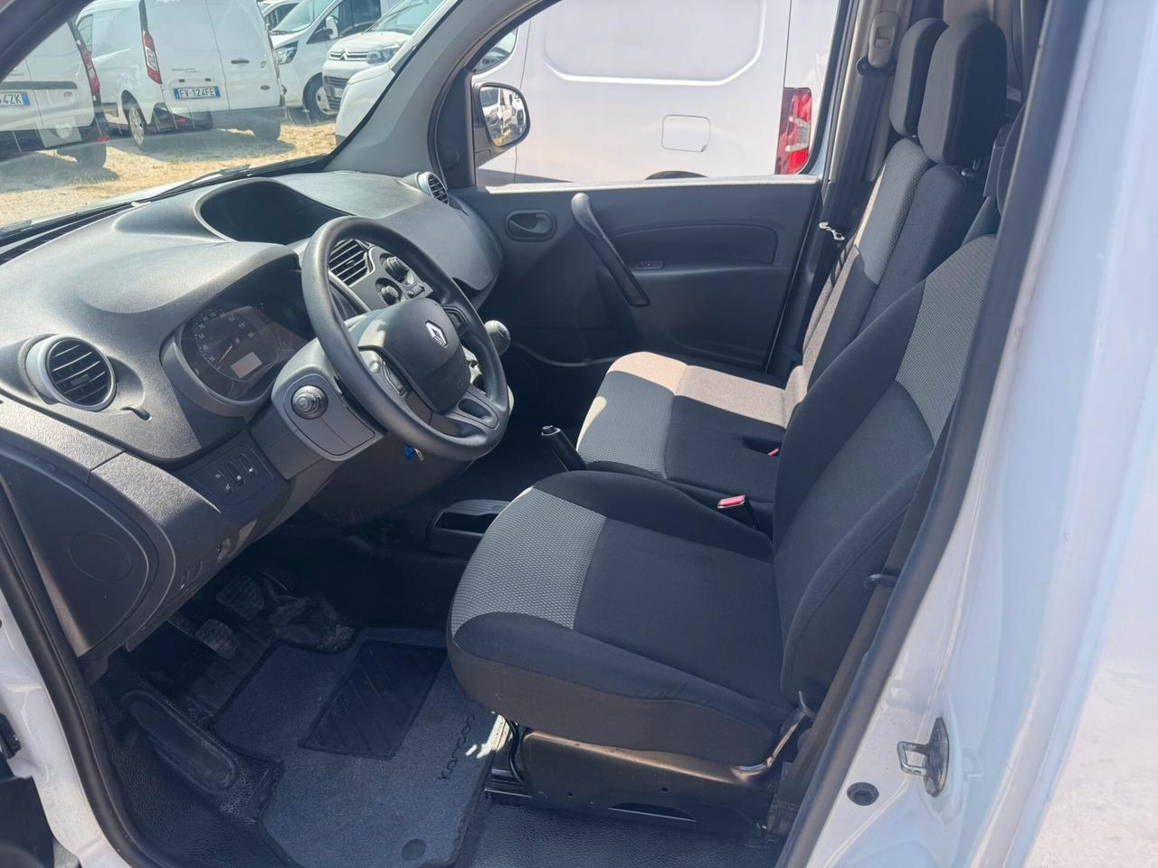 RENAULT KANGOO 1.5DCI 95CV E6D-T 3POSTI 2021