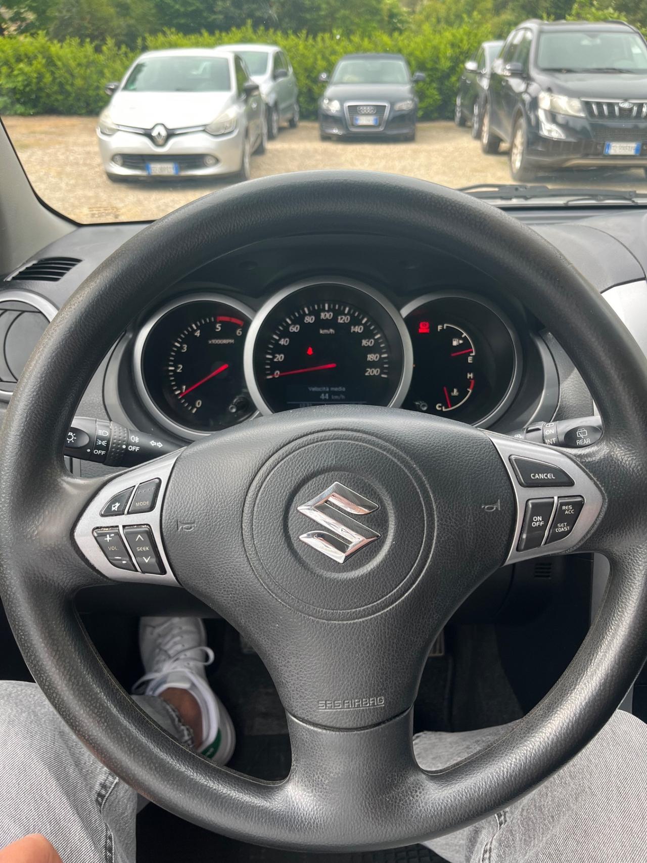 Suzuki Grand Vitara 1.9 DDiS 5 porte Evolution Plus (Gancio di Traino )