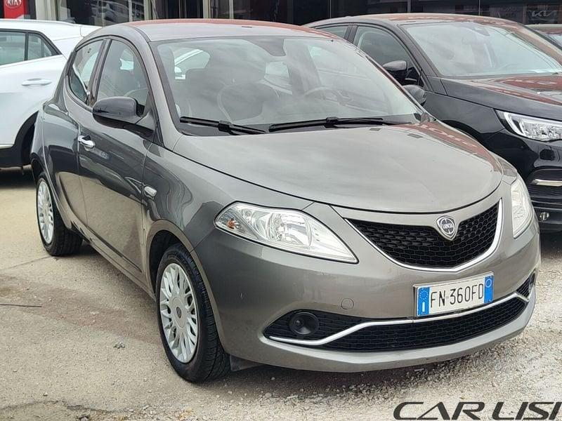 Lancia Ypsilon Ypsilon 1.2 69 CV 5 porte Silver