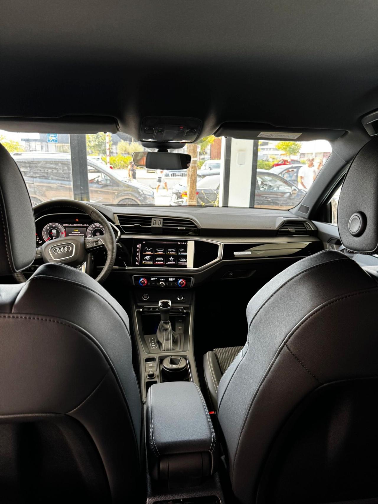 Audi Q3 SPB 40 TDI quat. Sline Stronic Identity Black