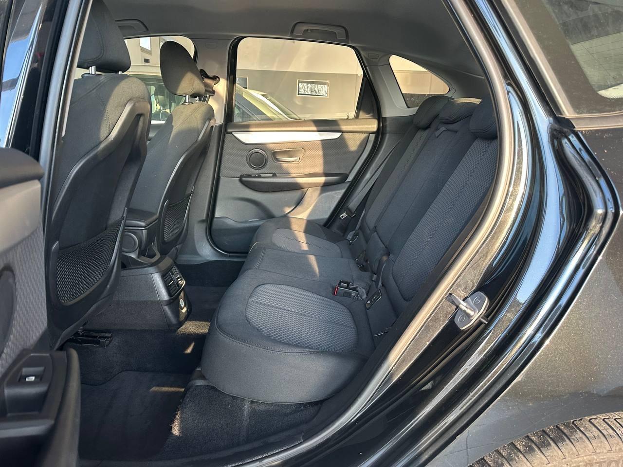 BMW 218d Sport - Automatico