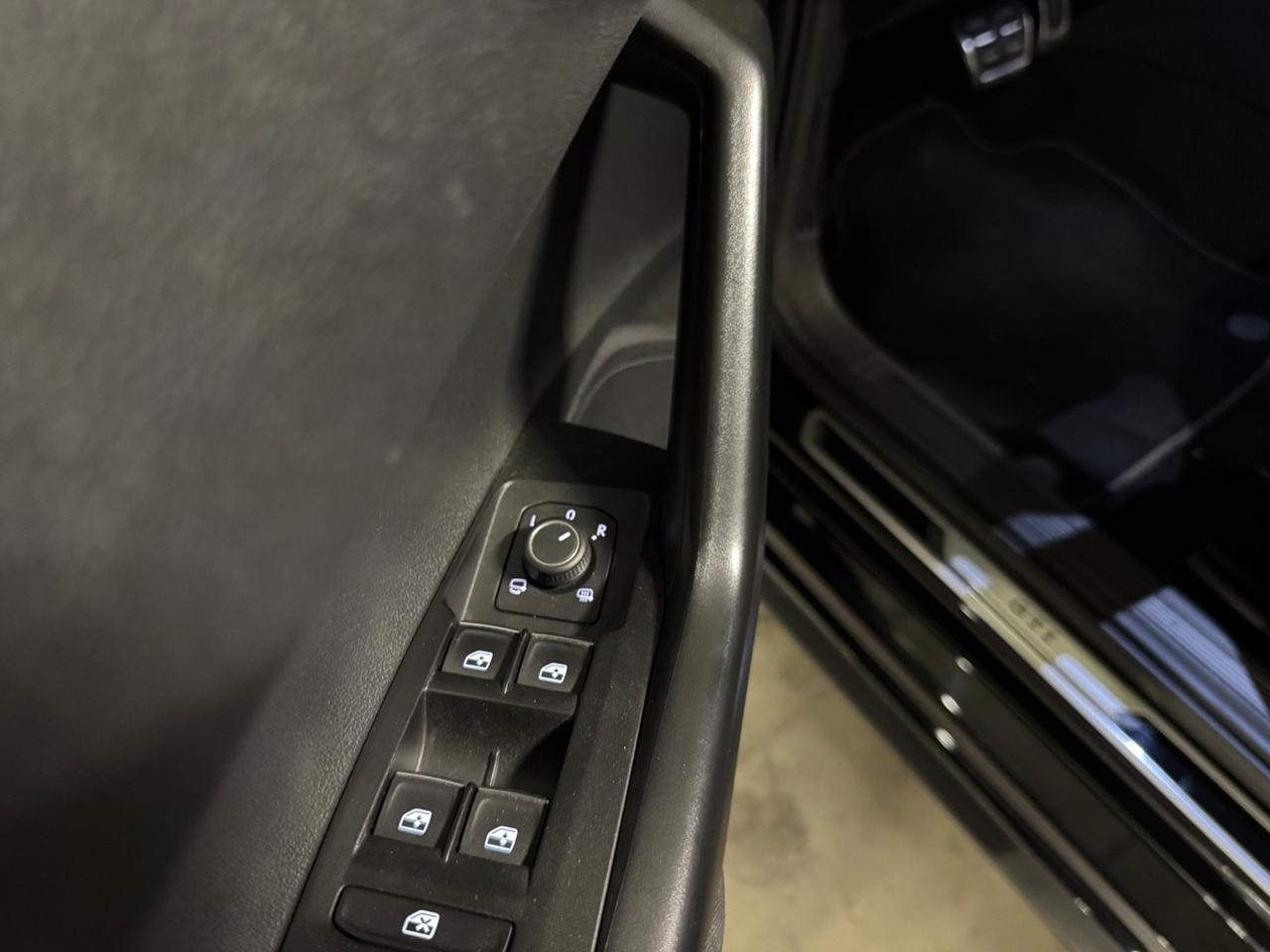 Volkswagen Polo 2.0 TSI DSG GTI