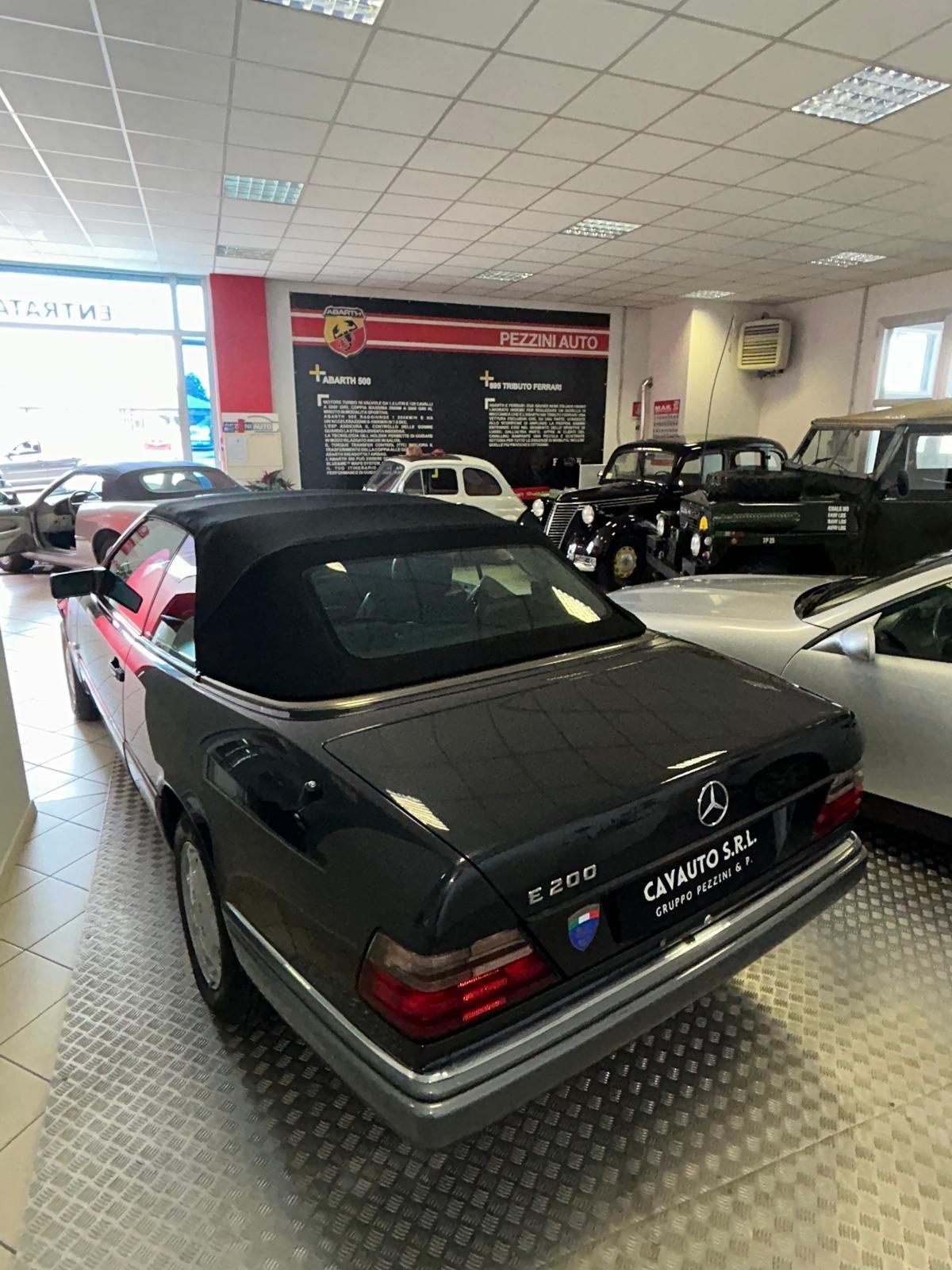 Mercedes-benz E-Series E 200 cat Cabriolet