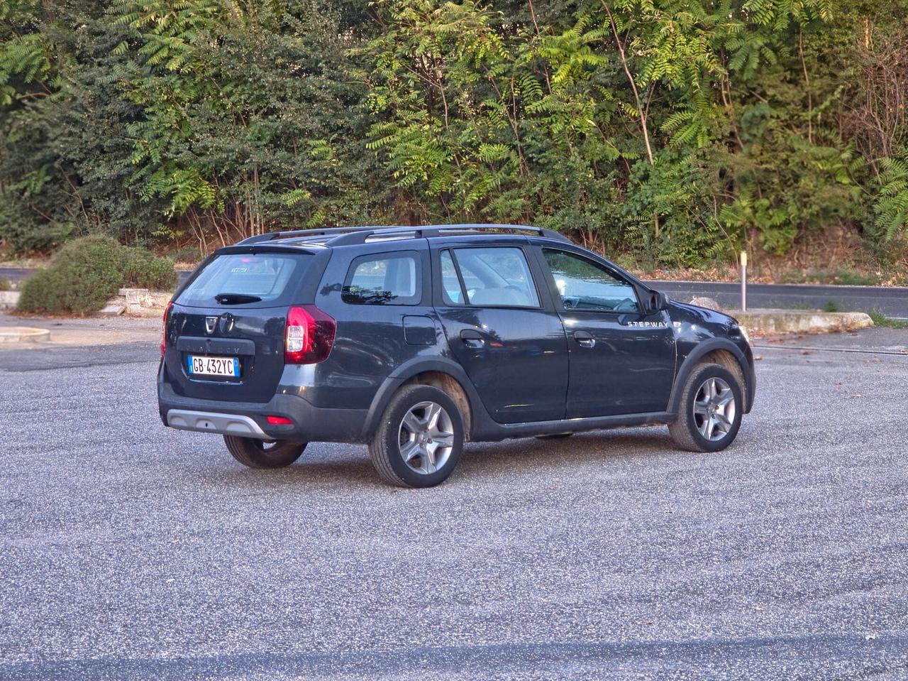 Dacia Logan MCV 1.0 TCe GPL 12V 100CV ECO-G 15th Anniversary E6 Manuale