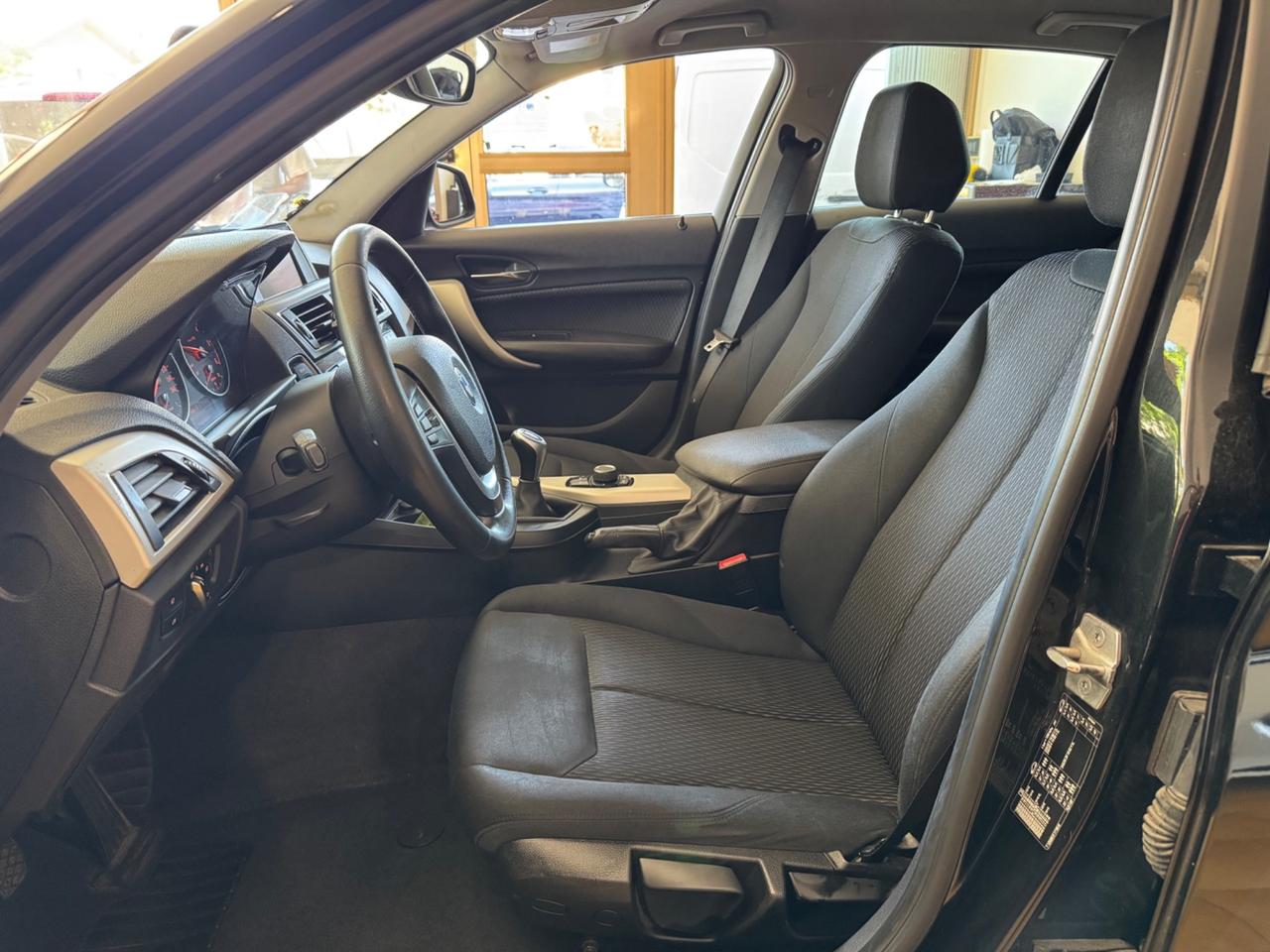 Bmw 116 116d 5p. Business