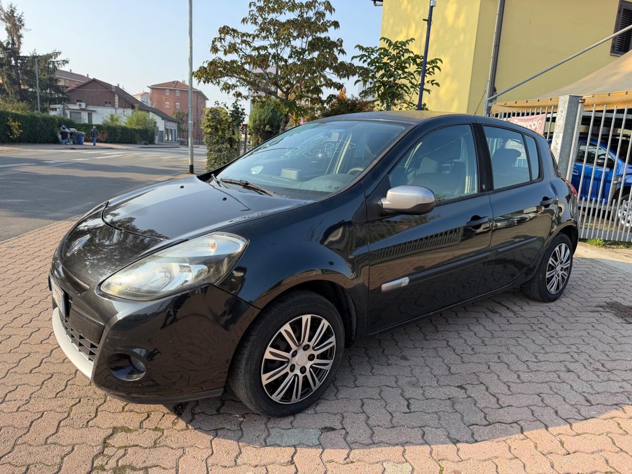 Renault Clio 1.2 16V 5 porte GPL Dynamique
