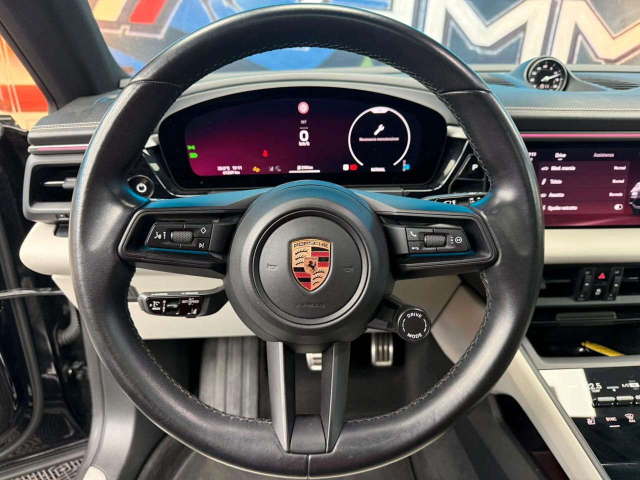 Porsche Macan EV 4S (451)