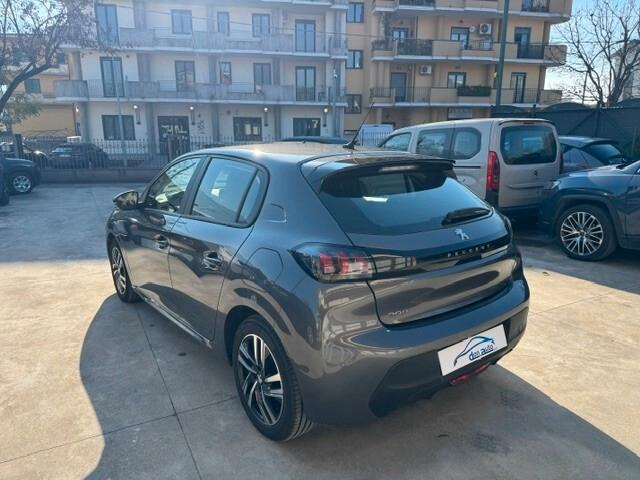 Peugeot 208 Peugeut 5 porte allure