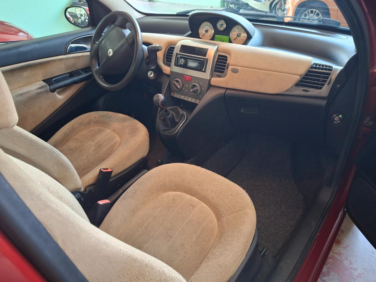 Lancia Ypsilon BUONE CONDIZIONI!!!