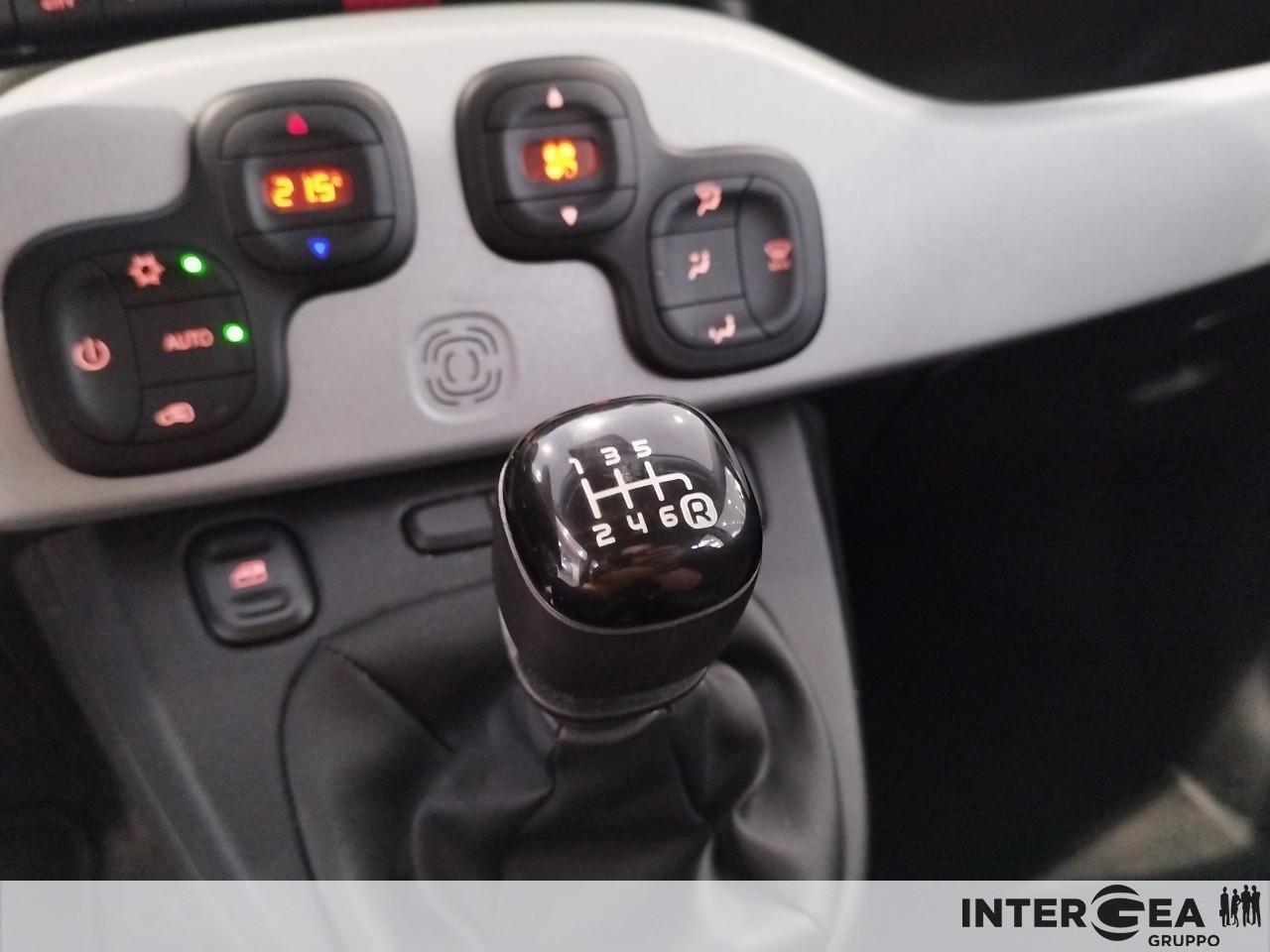 FIAT Panda 1.0 firefly hybrid Cross s&s 70
