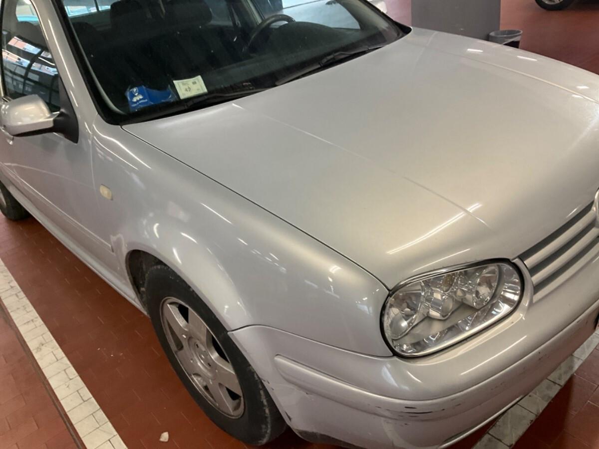 Volkswagen Golf 1.6 cat 5 porte Comfortline