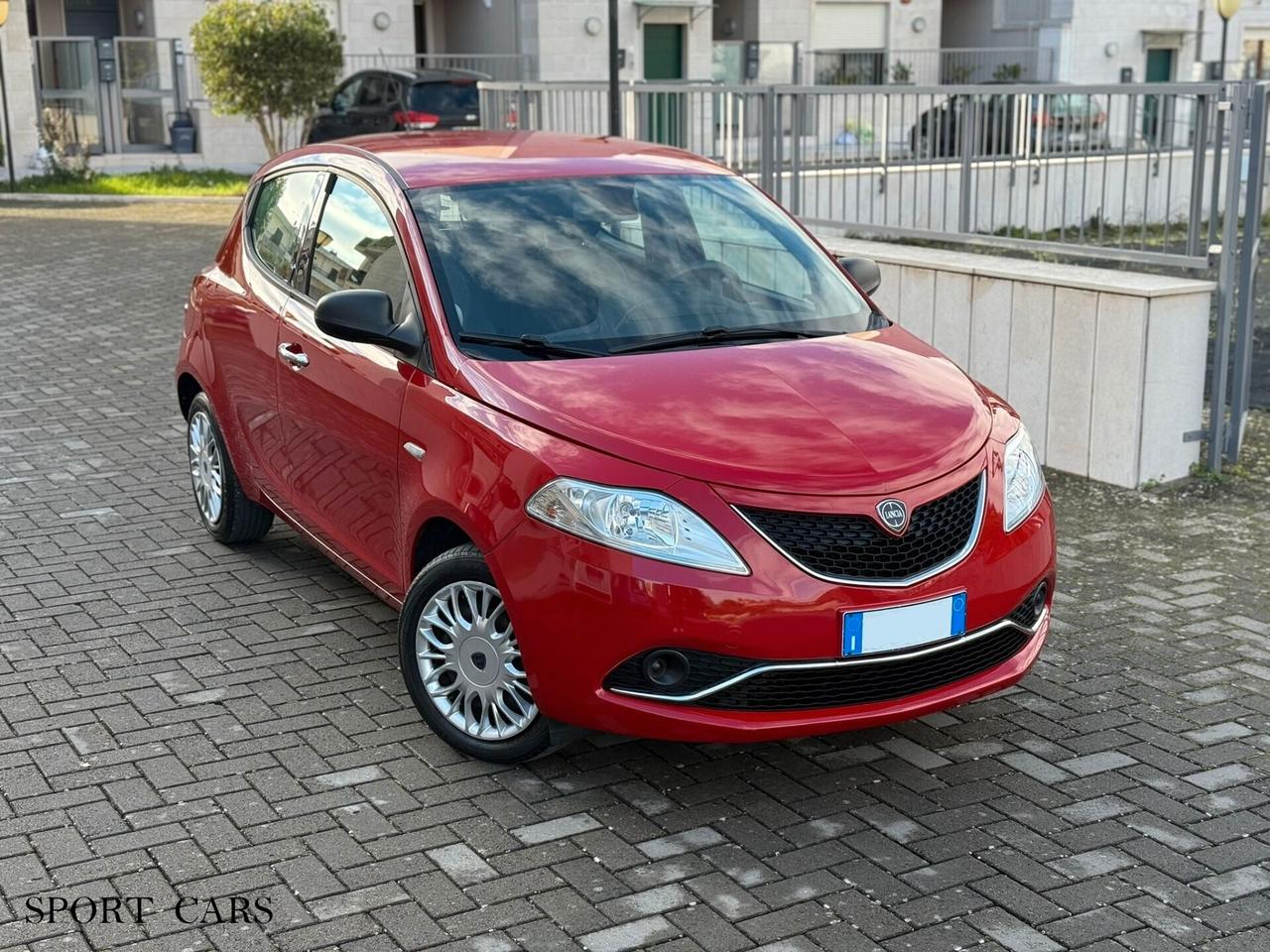 Lancia Ypsilon 1.2 69 CV 5 porte Gold , NEOPATENTATI
