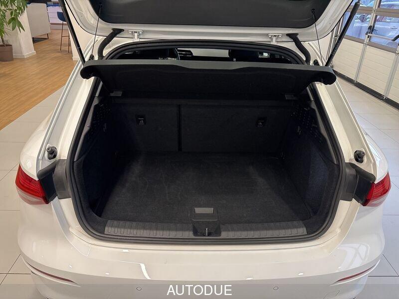 Audi A3 IV 2020 Sportback Sportback 30 2.0 tdi Business s-tronic