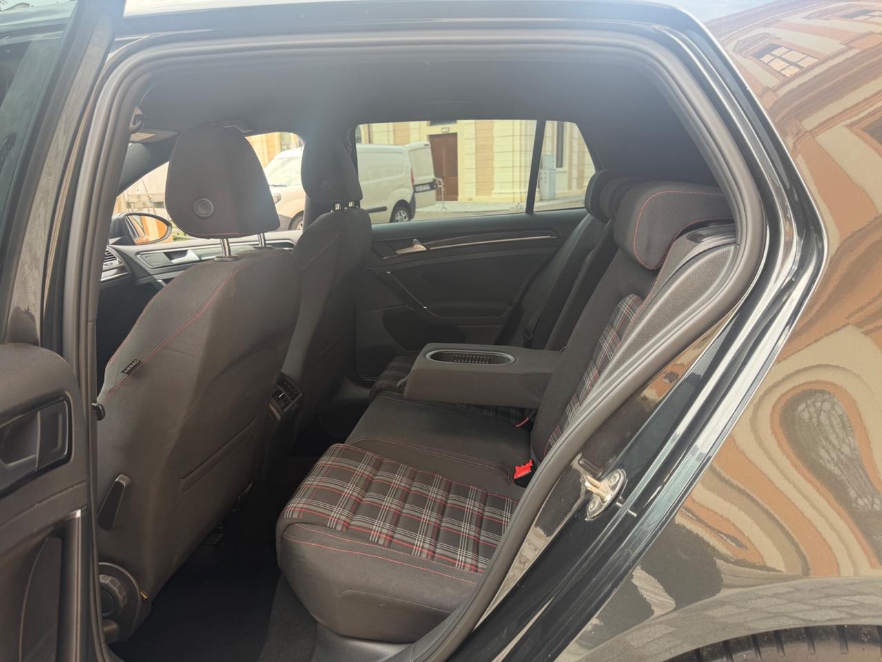 Volkswagen Golf GTI Performance 2.0 TSI 5p. BlueMotion Technology