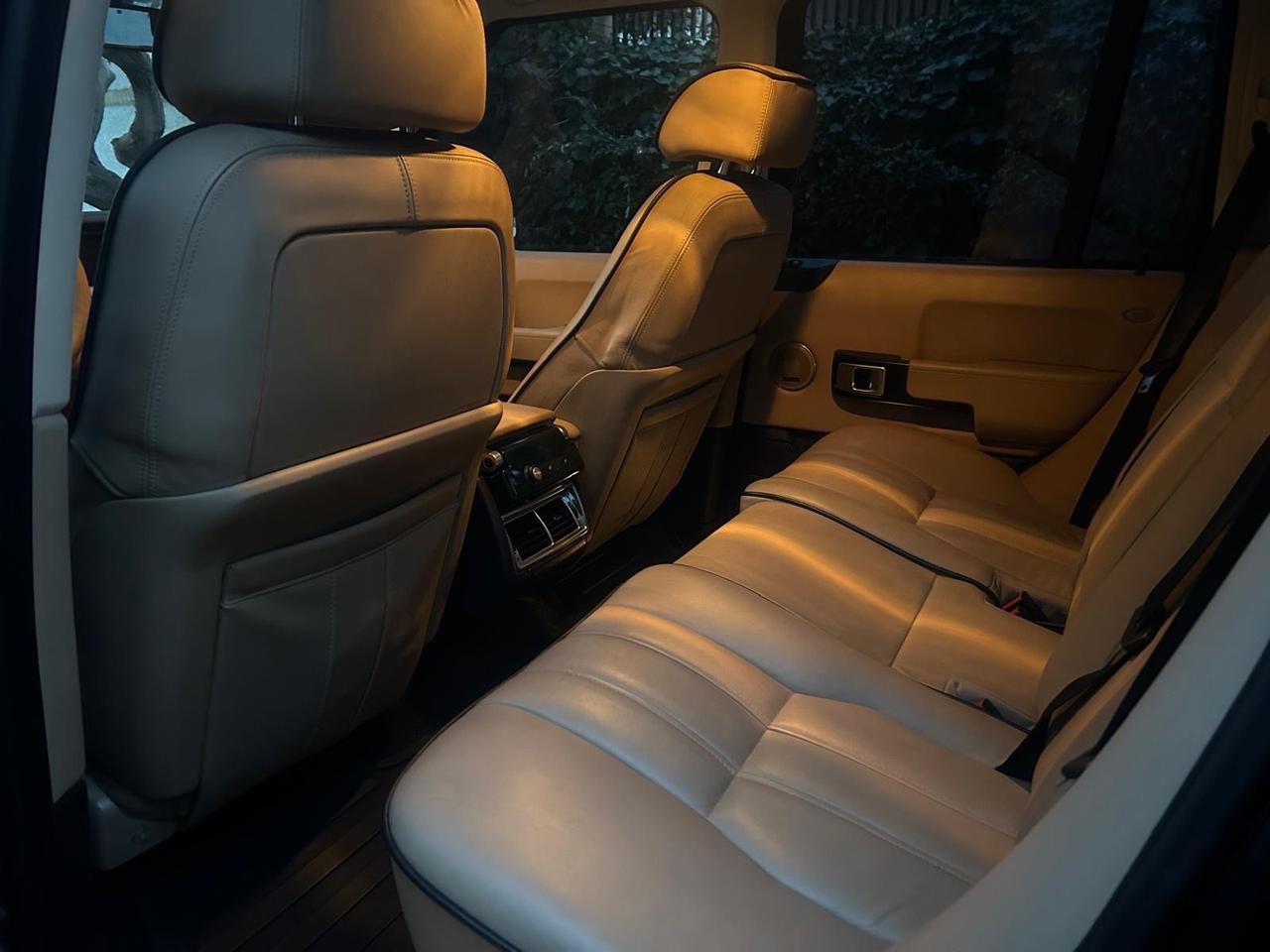 Land Rover Range 3.0 Td6 Vogue Foundry