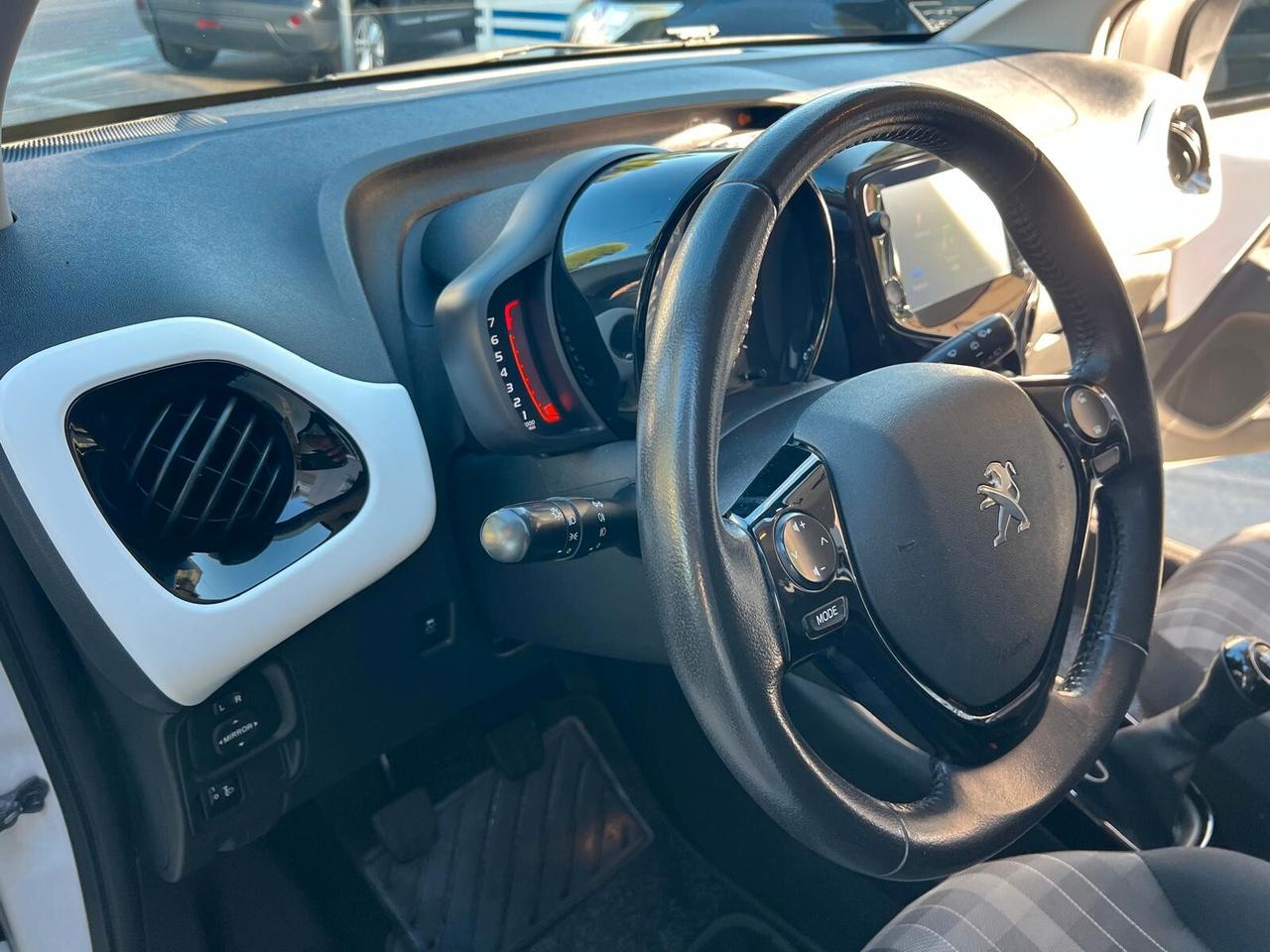 PEUGEOT 108 VTi 72 5p GT-LINE NEOPATENTATI