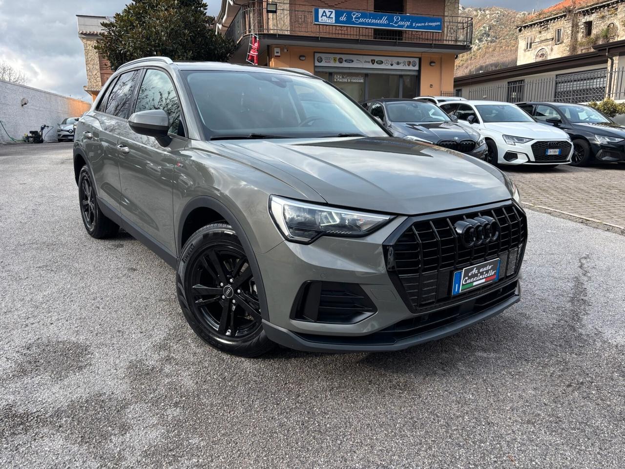 Audi Q3 35 TDI 150CV S tronic IDENTITY BLACK - S-LINE FULL - MY 21