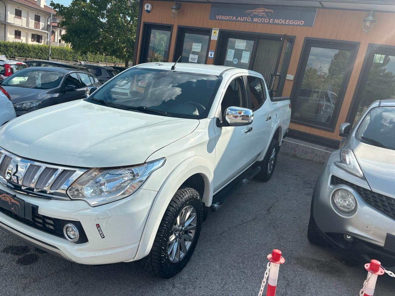 Mitsubishi L200 2.4 DI-D/181CV Double Cab Intense Hp Mivec SDA