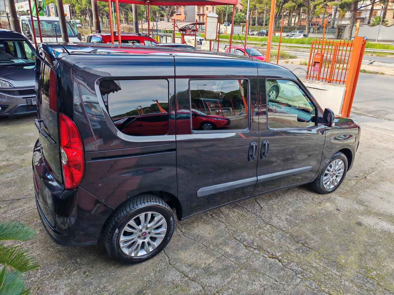 Fiat Doblo 1,6 diesel 09/2013 cv105
