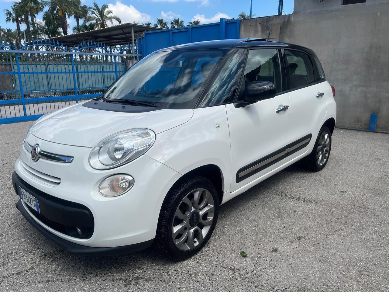 Fiat 500 L-900 metano Lounge- t.apr-11/2015