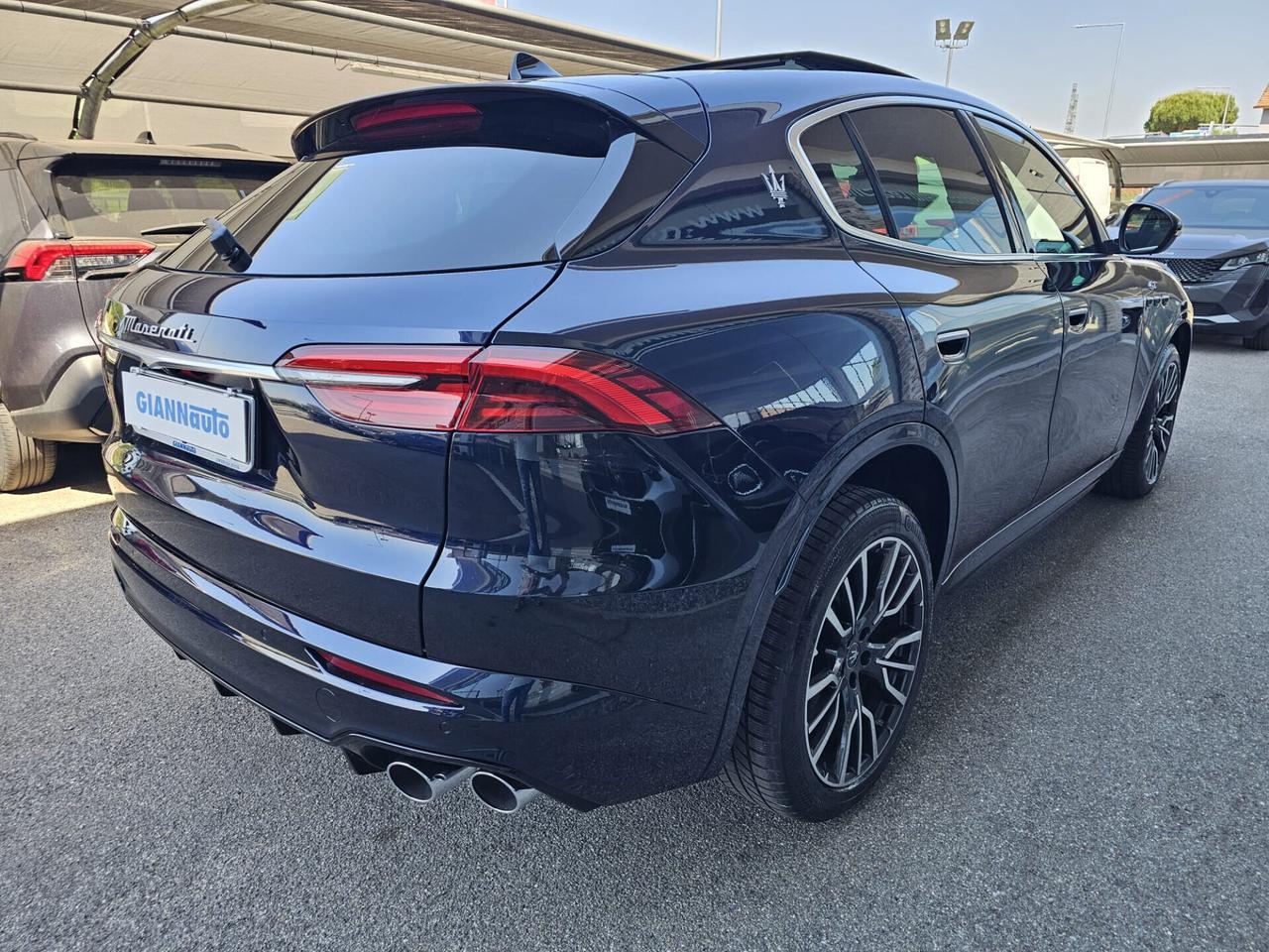 Maserati Grecale MHEV 300 CV AWD GT