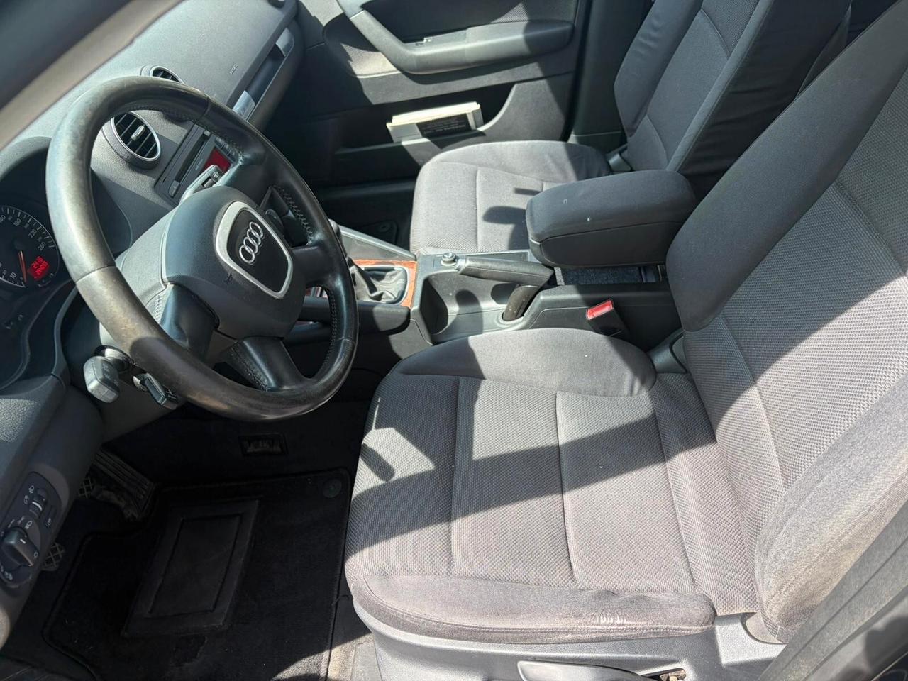 Audi A3 SPB 2.0 16V TDI Attraction*CERCHI