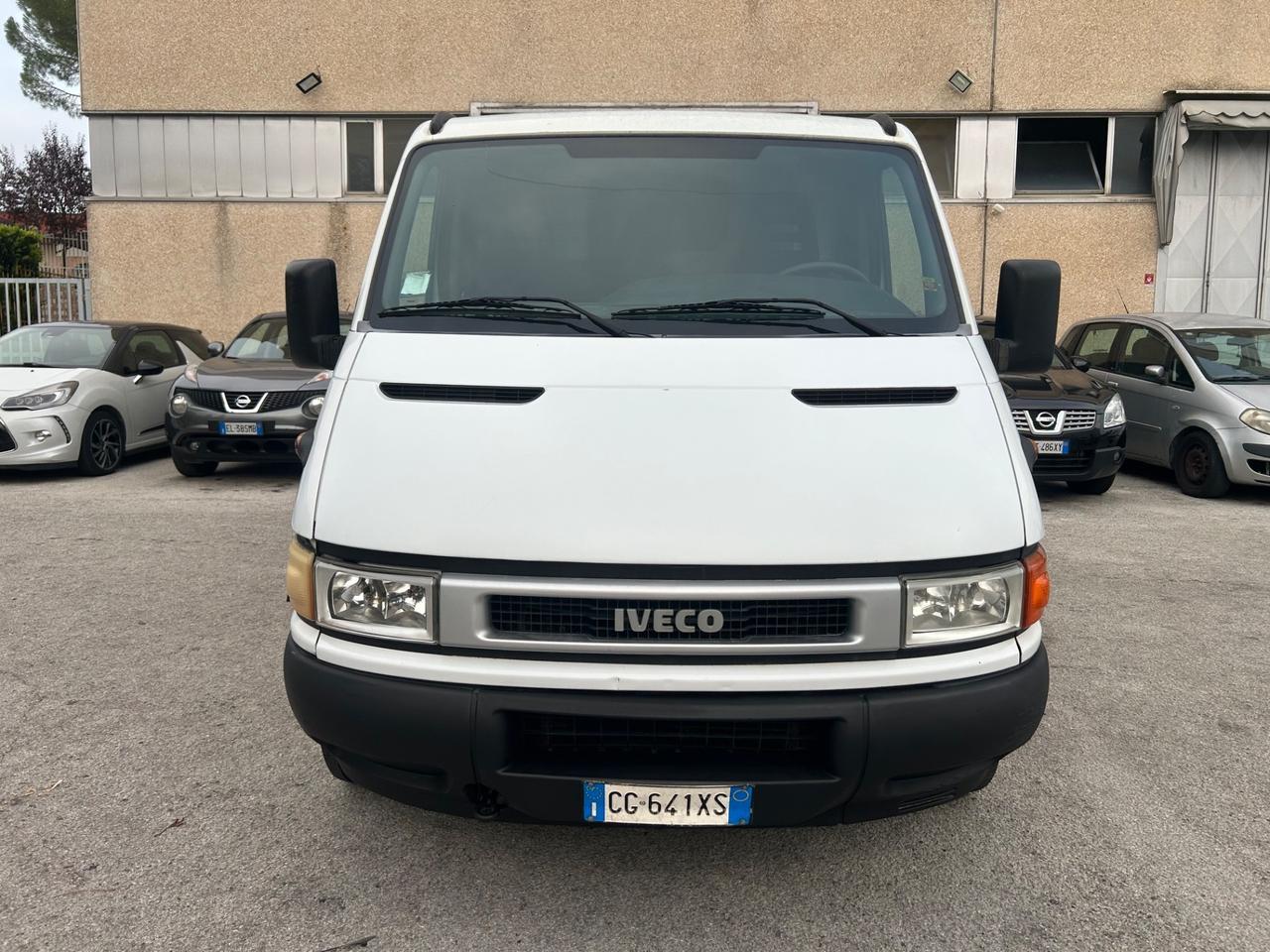 Iveco Daily 29L10V 2.3 Hpi TDI PC-TN Furgone L