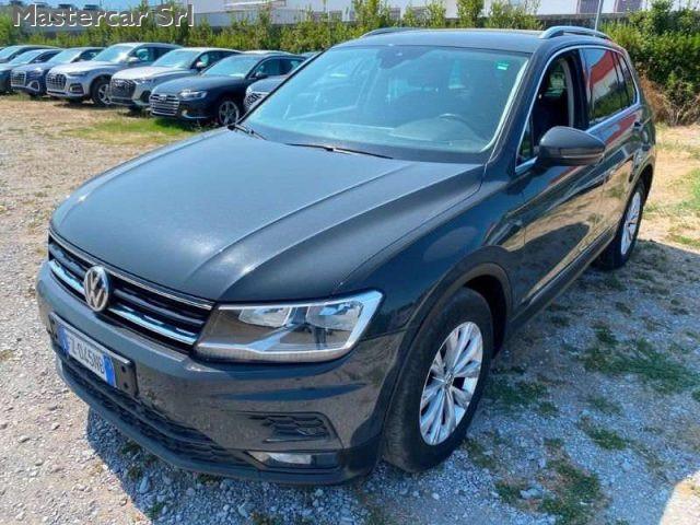 VOLKSWAGEN Tiguan Tiguan 2.0 tdi Business 150cv - FZ045NB