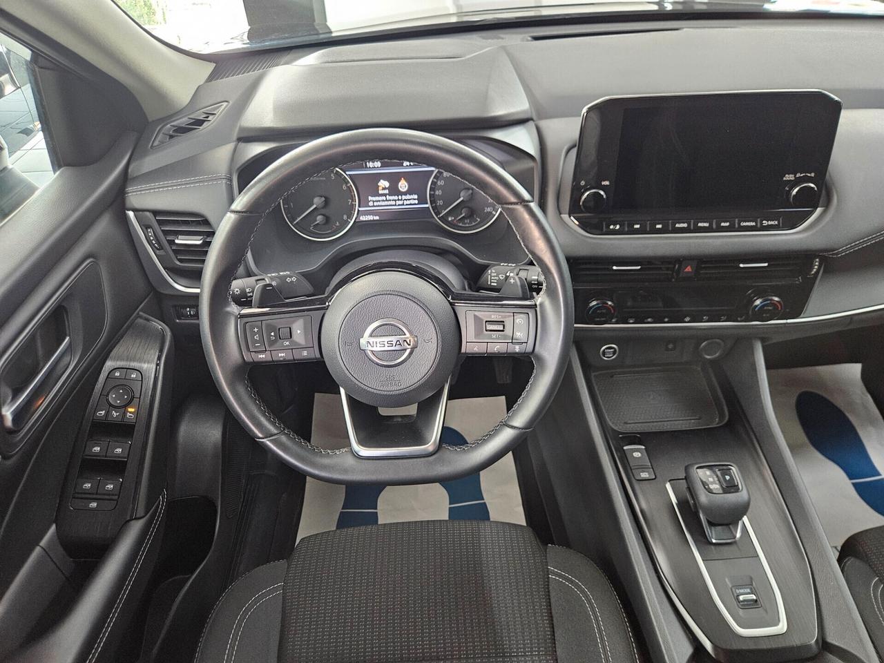 Nissan Qashqai 1.3 mhev Business 2wd 158cv xtronic - IVA ESPOSTA